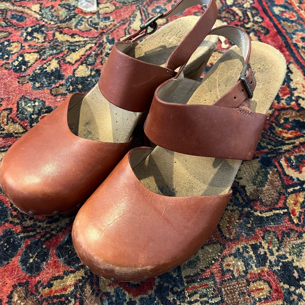 Dansko Orange/Brown Thea Leather Clog Heels 38/8 - Picture 3 of 9